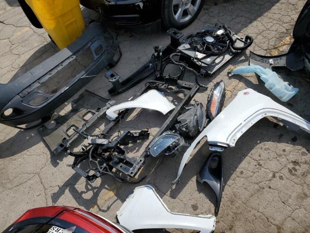 1C4PJMBB6GW331688 - 2016 JEEP CHEROKEE TRAILHAWK WHITE photo 13