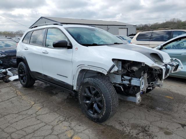 1C4PJMBB6GW331688 - 2016 JEEP CHEROKEE TRAILHAWK WHITE photo 4