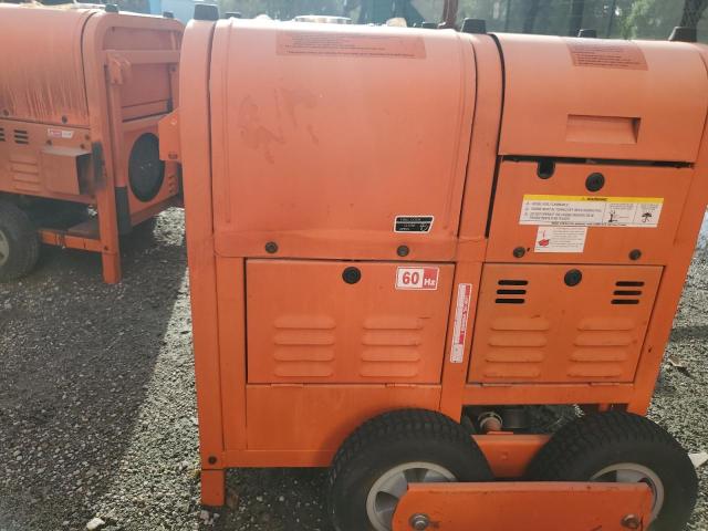 TTB01298 - 2010 TITN TG 7500D ORANGE photo 6