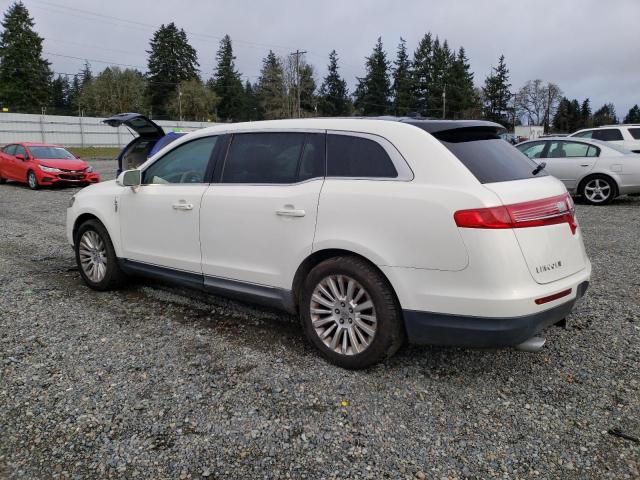 2LMHJ5AT7CBL50735 - 2012 LINCOLN MKT WHITE photo 2