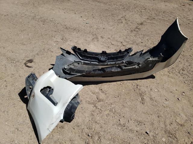 JTKJF5C74FJ011295 - 2015 TOYOTA SCION TC 白色 照片 12