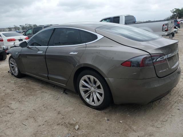5YJSA1E10GF158749 - 2016 TESLA MODEL S 灰色 照片 2
