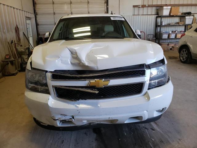 1GNSCJE00ER136962 - 2014 CHEVROLET SUBURBAN C1500 LT WHITE photo 5