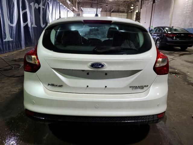 1FADP3N2XDL114977 - 2013 FORD FOCUS TITANIUM WHITE photo 6