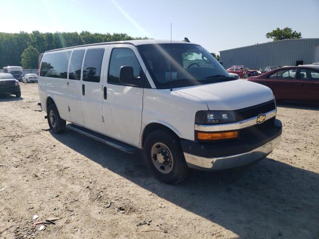 1GAZGPFG9G1286704 - 2016 CHEVROLET EXPRESS G3 LT WHITE photo 4