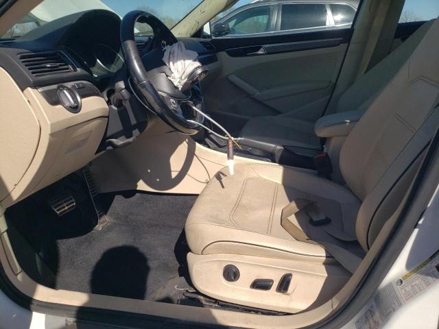 1VWDT7A36HC046966 - 2017 VOLKSWAGEN PASSAT R-LINE თეთრი ფოტო 7