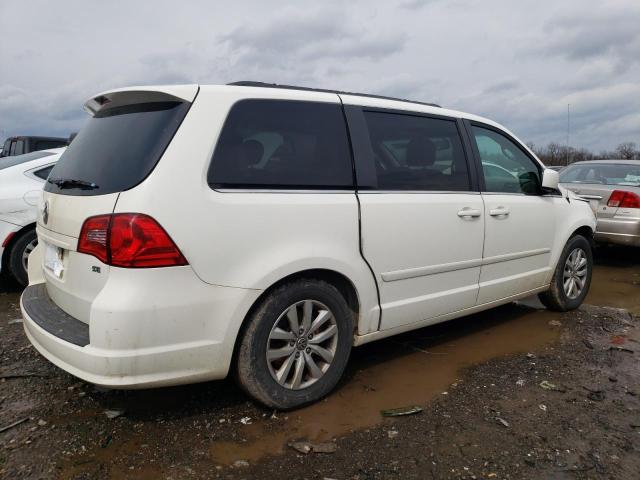 2C4RVABG0CR355639 - 2012 VOLKSWAGEN ROUTAN SE WHITE photo 3