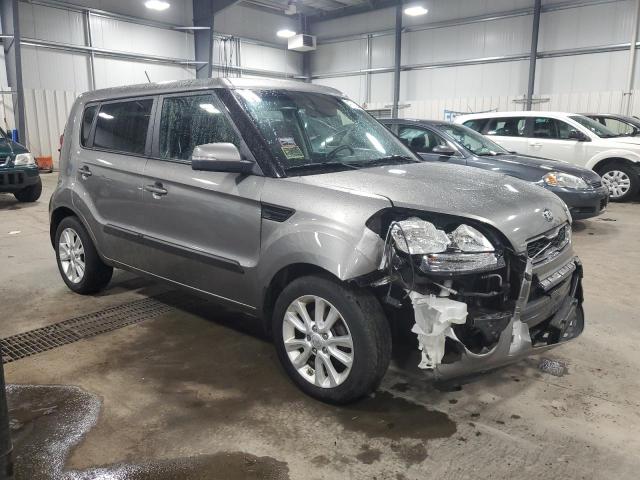 KNDJT2A65D7621127 - 2013 KIA SOUL + GRAY photo 4