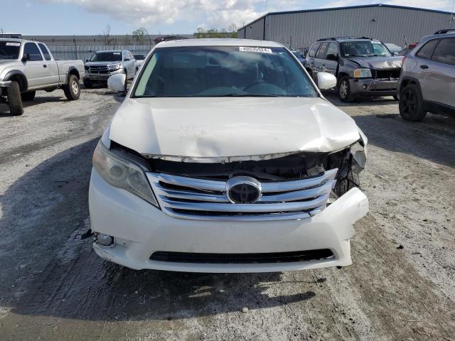 4T1BK3DB0BU421272 - 2011 TOYOTA AVALON BASE 白色 照片 5