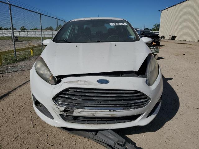 3FADP4AJ3FM160588 - 2015 FORD FIESTA S WHITE photo 5