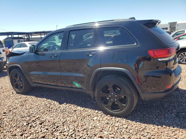 1C4RJFAG1JC352457 - 2018 JEEP GRAND CHER LAREDO BLACK photo 2