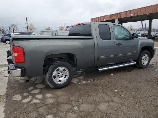 1GCRCSE09BZ330205 - 2011 CHEVROLET SILVERADO C1500 LT GRAY photo 3