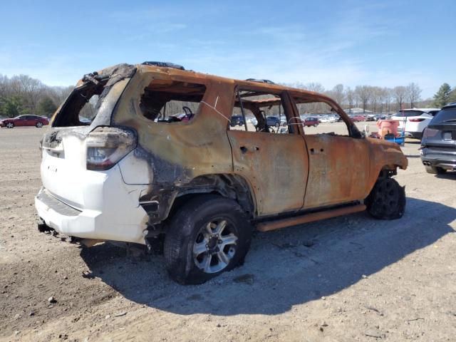 JTEBU5JR7G5293539 - 2016 TOYOTA 4RUNNER SR5/SR5 PREMIUM WHITE photo 3