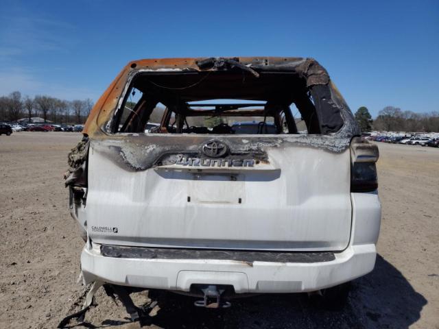 JTEBU5JR7G5293539 - 2016 TOYOTA 4RUNNER SR5/SR5 PREMIUM WHITE photo 6