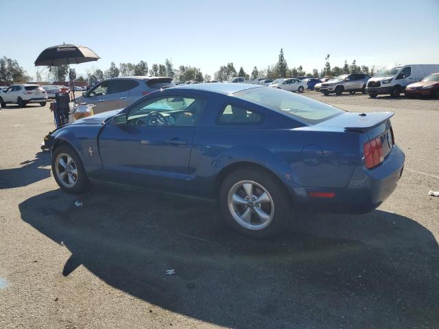 1ZVHT80N085138606 - 2008 FORD MUSTANG BLUE photo 2