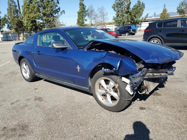 1ZVHT80N085138606 - 2008 FORD MUSTANG BLUE photo 4