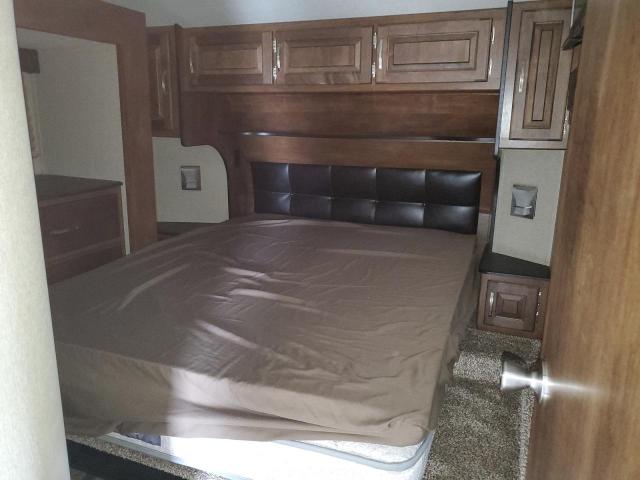 573FR3228K3408692 - 2019 GRAN REFLECTION ბეჟი ფოტო 5