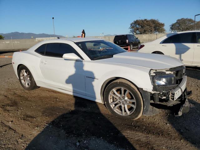 2G1FB1E33F9309580 - 2015 CHEVROLET CAMARO LS WHITE photo 4