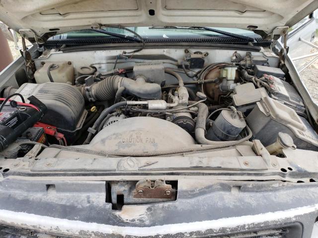 1GDGC24P9TE507752 - 1996 GMC SIERRA1500 SILVER photo 11