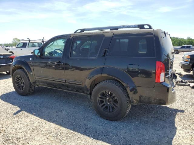 5N1AR18WX5C773357 - 2005 NISSAN PATHFINDER LE 黑色 照片 2