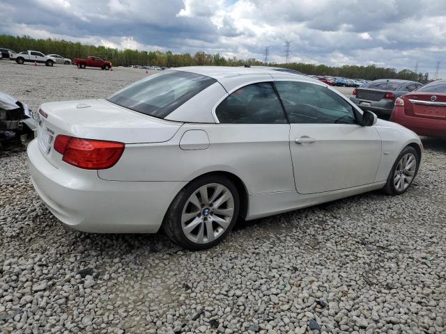 WBADW7C5XBE728167 - 2011 BMW 328 I SULEV WHITE photo 3