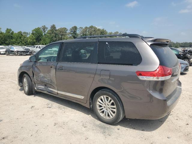 5TDYK3DCXES429203 - 2014 TOYOTA SIENNA XLE GRAY photo 2