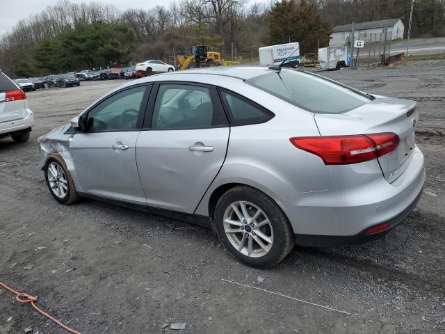 1FADP3F21FL213818 - 2015 FORD FOCUS SE SILVER photo 2