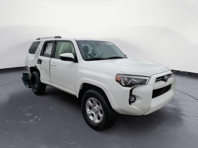 JTEMU5JR8M5896939 - 2021 TOYOTA 4RUNNER SR5/SR5 PREMIUM WHITE photo 4