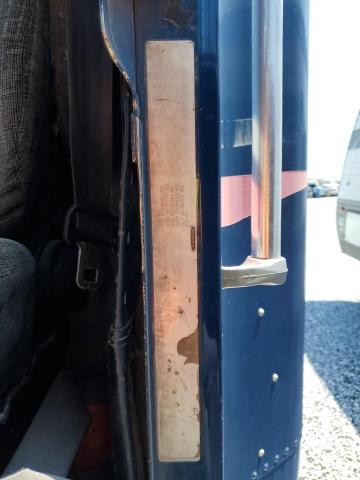 1FUY3WEB6YLA93474 - 2000 FREIGHTLINER FLD120 FLD112 BLUE photo 10