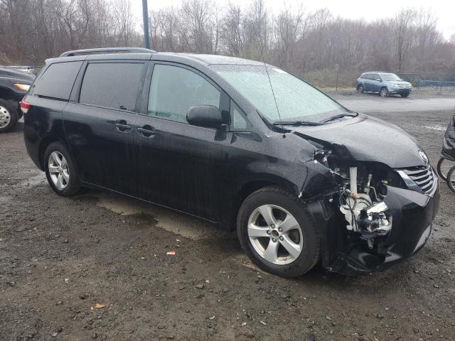 5TDKK3DC4BS070027 - 2011 TOYOTA SIENNA LE BLACK photo 4