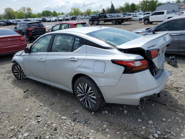 1N4BL4DV3PN328271 - 2023 NISSAN ALTIMA SV SILVER photo 2