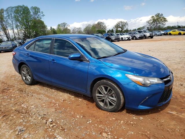 4T1BF1FK3HU777276 - 2017 TOYOTA CAMRY LE BLUE photo 4