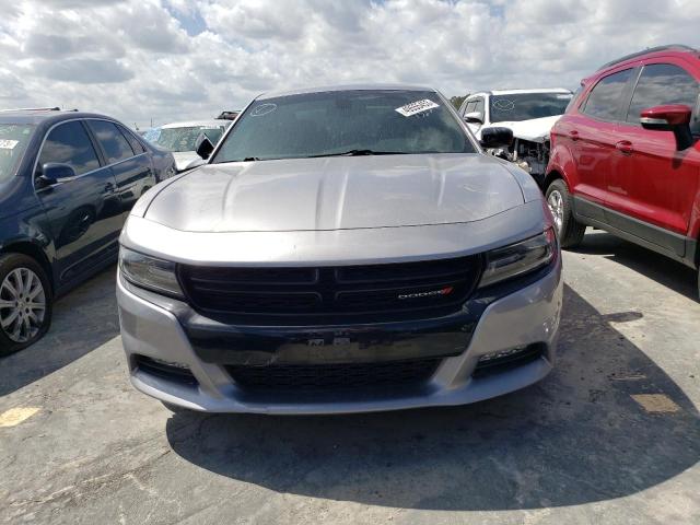 2C3CDXHG6JH272713 - 2018 DODGE CHARGER SXT PLUS SILVER photo 5