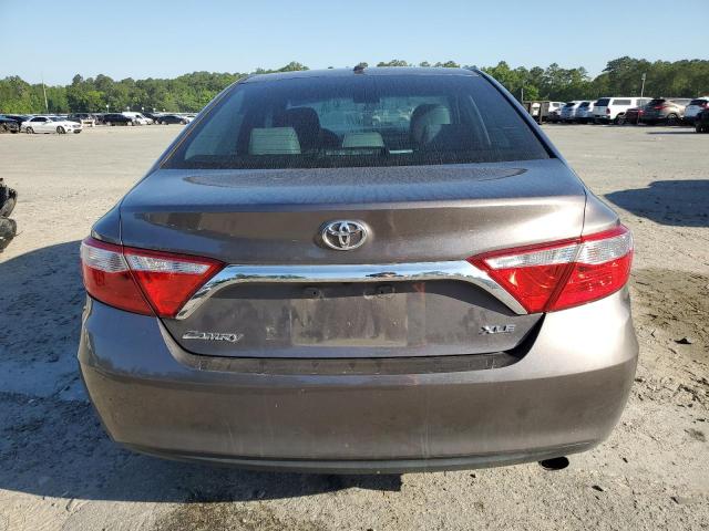 4T4BF1FK4GR567998 - 2016 TOYOTA CAMRY LE GRAY photo 6