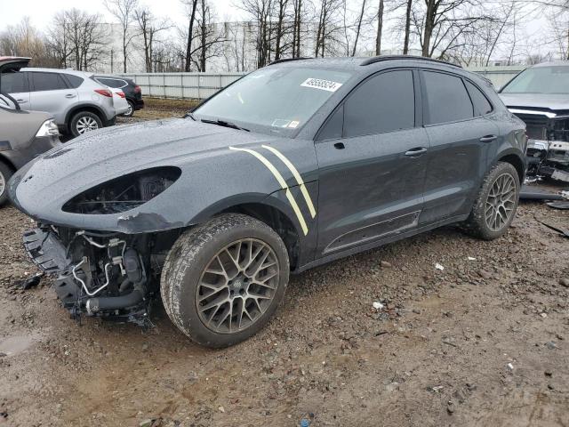 2017 PORSCHE MACAN, 