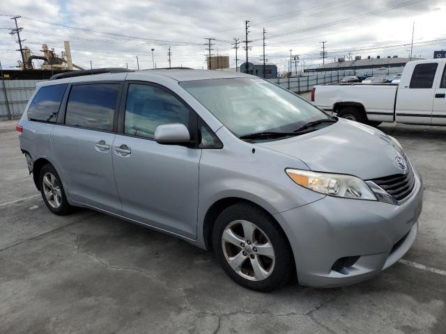 5TDKK3DC6ES444836 - 2014 TOYOTA SIENNA LE SILVER photo 4