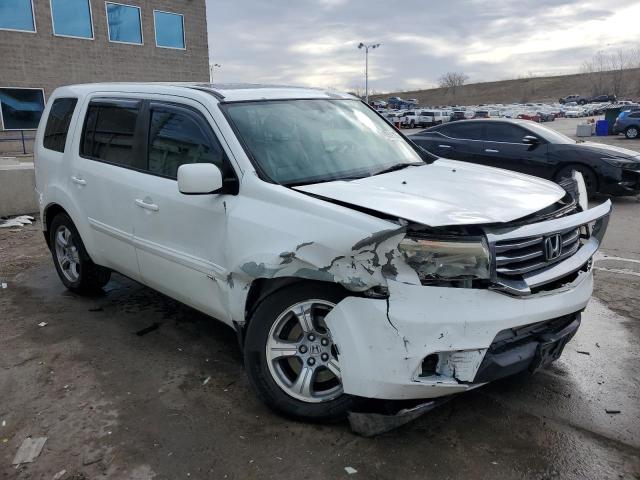 5FNYF4H54FB001669 - 2015 HONDA PILOT EXL WHITE photo 4