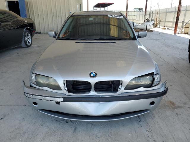 WBAEV33453KL59633 - 2003 BMW 325 I SILVER photo 5