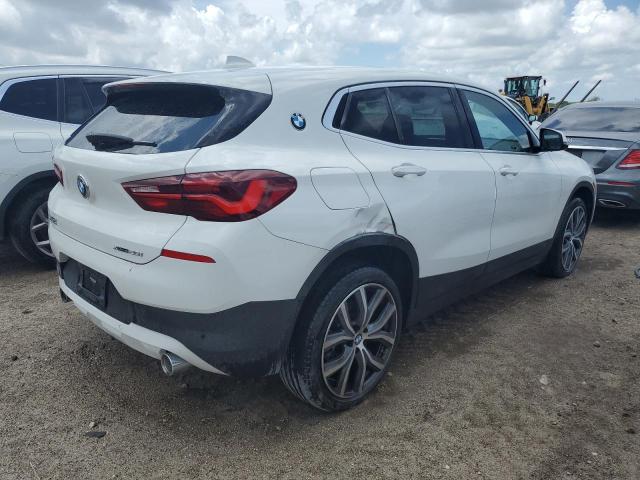 WBXYJ1C04N5T62606 - 2022 BMW X2 XDRIVE28I WHITE photo 3