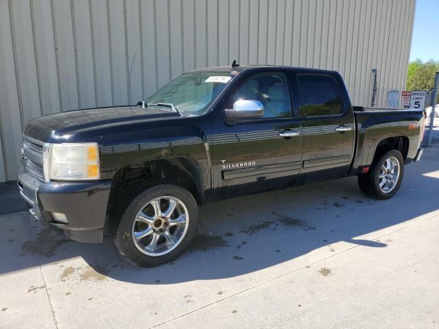 3GCPCSE01BG369569 - 2011 CHEVROLET SILVERADO C1500 LT BLACK photo 1