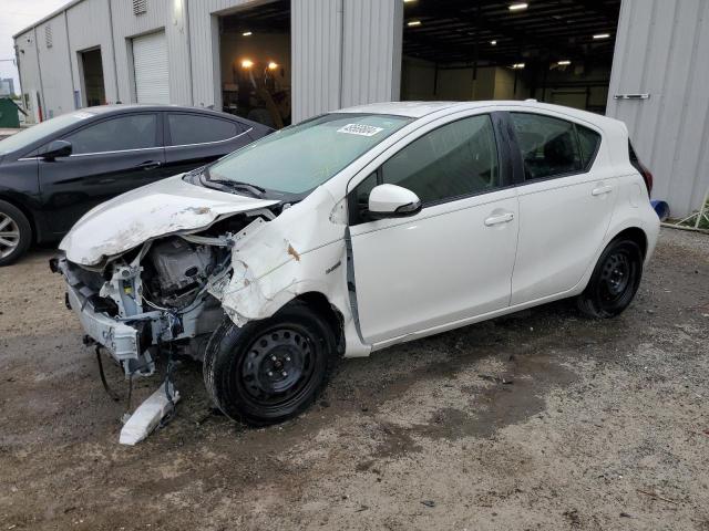 JTDKDTB39F1110747 - 2015 TOYOTA PRIUS C WHITE photo 1