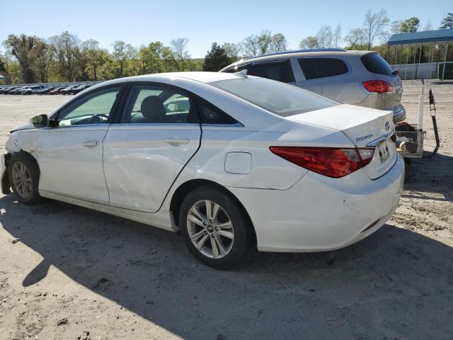 5NPEB4AC9CH382732 - 2012 HYUNDAI SONATA GLS WHITE photo 2