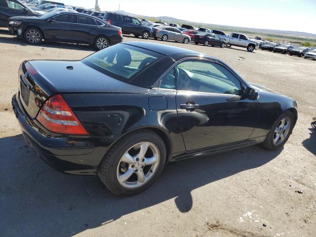 WDBKK65F92F245963 - 2002 MERCEDES-BENZ SLK 320 BLACK photo 3