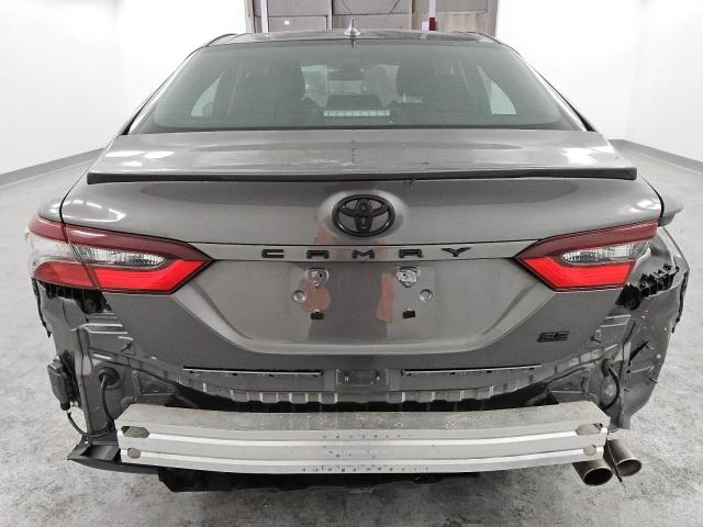 4T1G11AK6RU848466 - 2024 TOYOTA CAMRY SE NIGHT SHADE GRAY photo 6