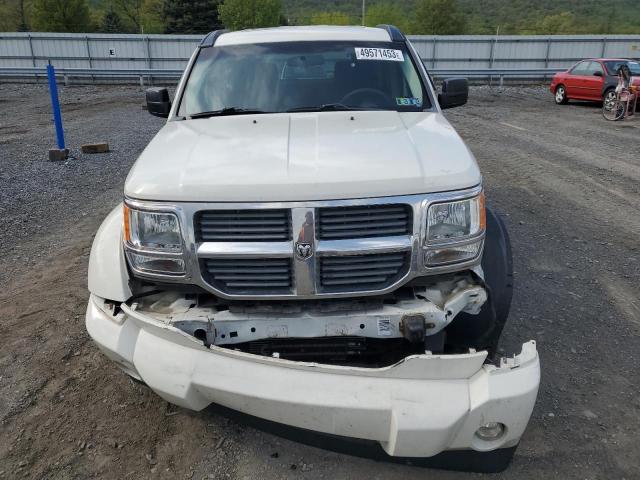 1D8GU28K98W112701 - 2008 DODGE NITRO SXT WHITE photo 5