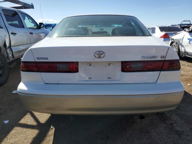 JT2BG22K1X0286023 - 1999 TOYOTA CAMRY LE WHITE photo 6