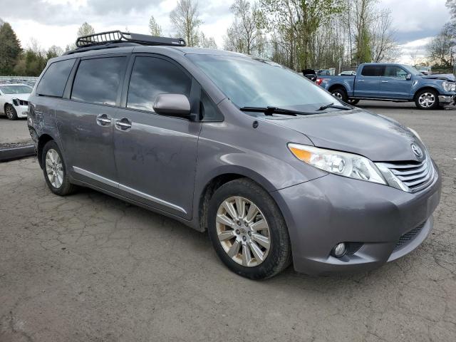 5TDYK3DC4ES449382 - 2014 TOYOTA SIENNA XLE GRAY photo 4