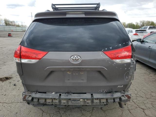 5TDYK3DC4ES449382 - 2014 TOYOTA SIENNA XLE GRAY photo 6