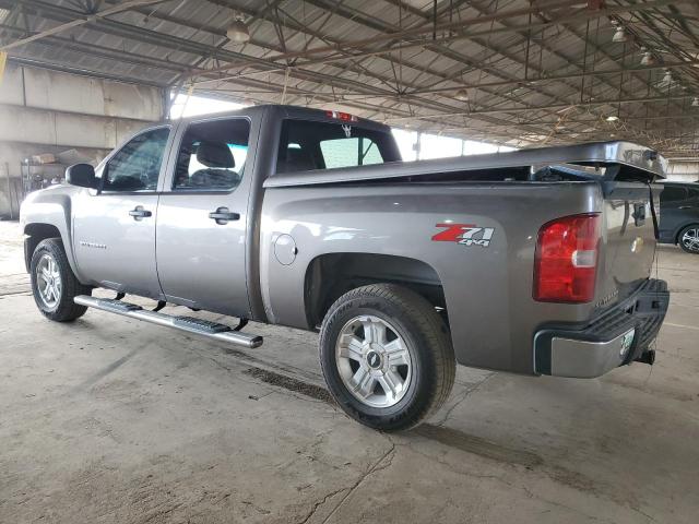 1GCPKSE77CF193341 - 2012 CHEVROLET SILVERADO2 K1500 LT GRAY photo 2