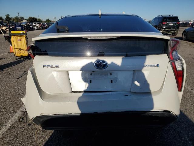 JTDKBRFU7G3012978 - 2016 TOYOTA PRIUS WHITE photo 6